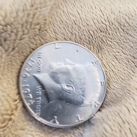 1776-1976 rare Kennedy half dollar coin - Picture 5 of 8